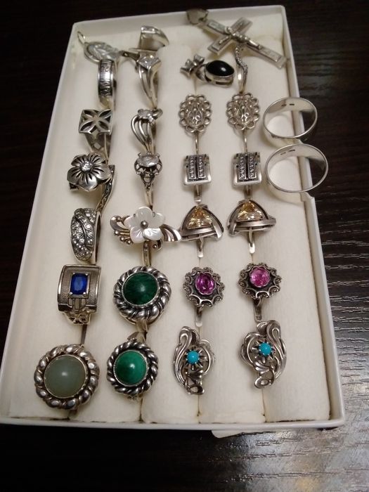 Каблучка срібна 925(кольцо,перстень,серьги)сережки 17,5-18