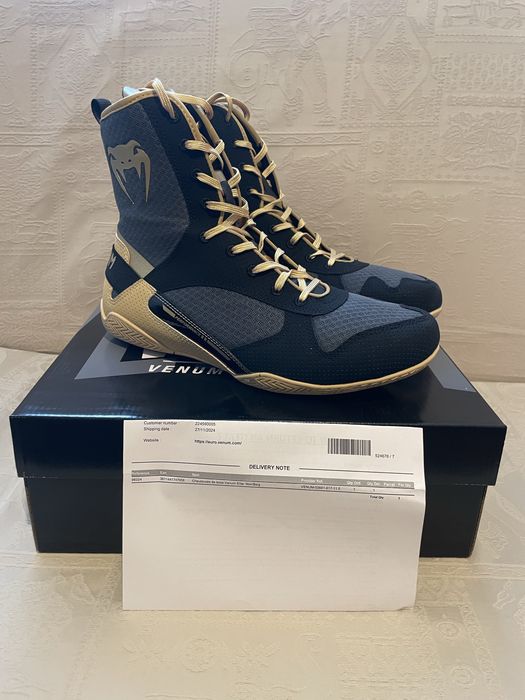Venum elite boxing shoes