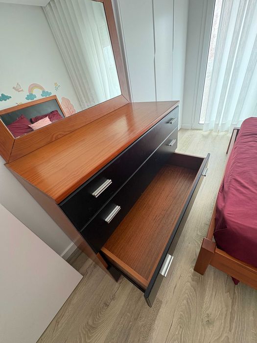 Mobília de Quarto em madeira