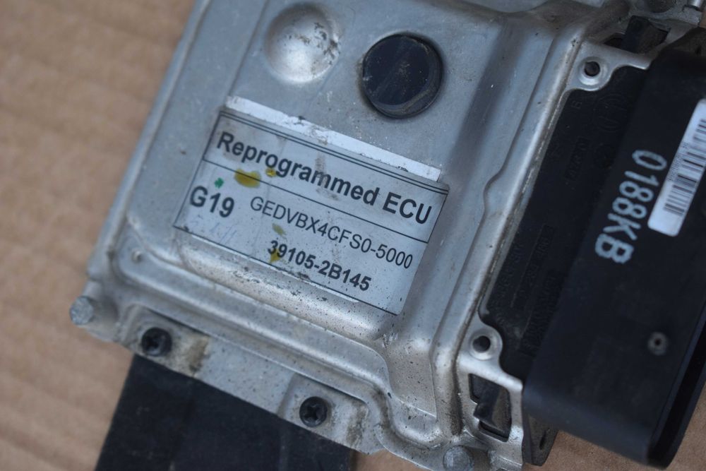komputer sterownik silnika KIA CEED I LIFT 5D 1.4 16V 11R.39105-2B145
