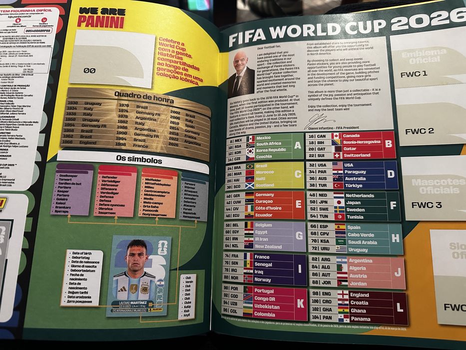 Caderneta Mundial 2026 nova selada