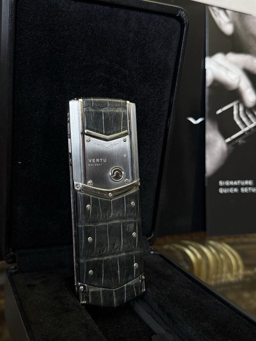 Vertu Signature S design pure silver, оригинал.