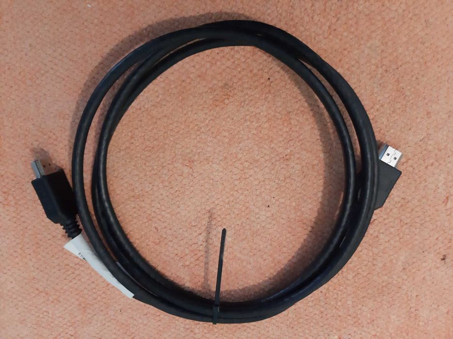 Cabos : HDMI / DVI / USBC / Digital Port