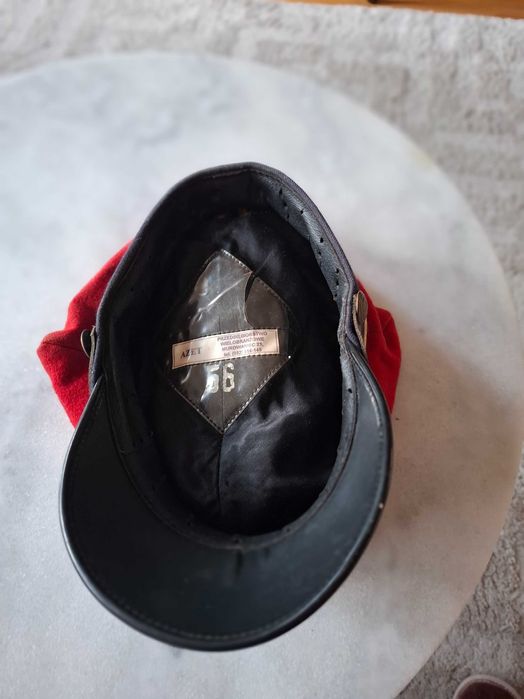 Czapka zawiadowcy z PKP