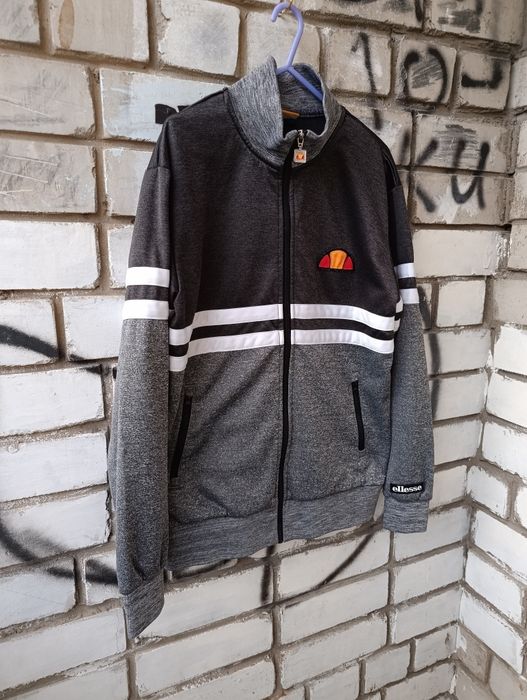 Ellesse  олімпійка