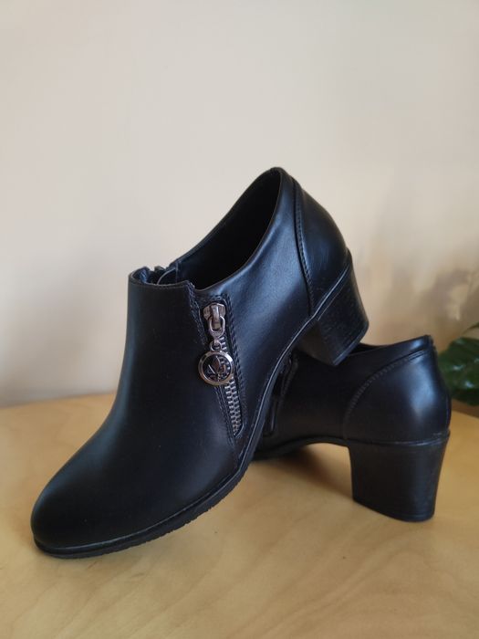 Półbuty damskie r. 37