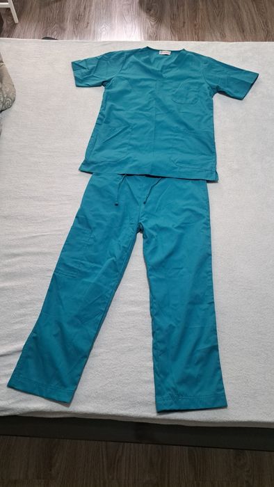 Медичний костюм хірургічка