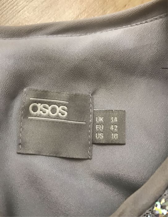 Весільна сукня Asos