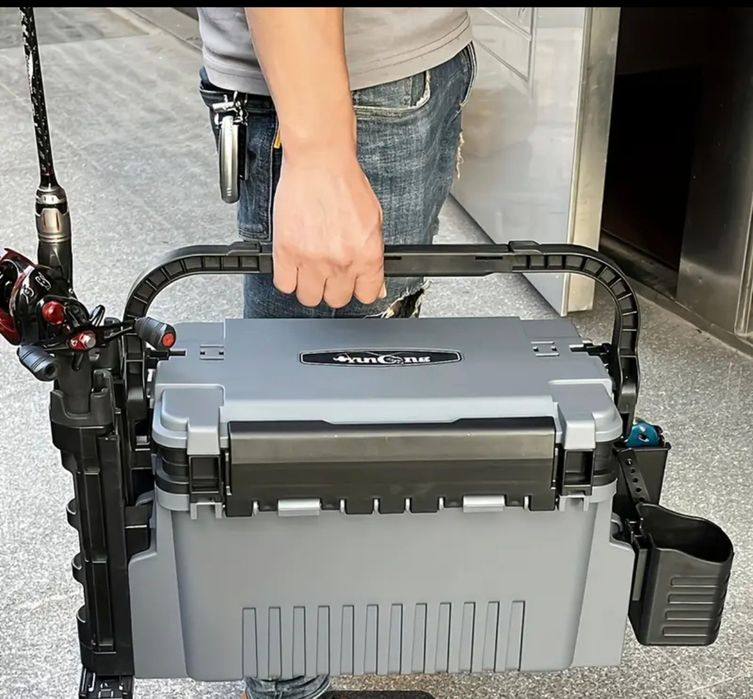 Ящик для рибалки. Ящик рибальский для снастей.