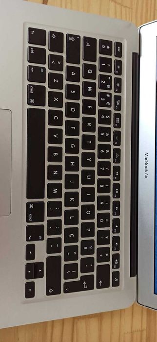 MacBook Air 13 pol SSD128GB