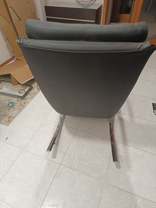 Cadeira Baloiço Pele