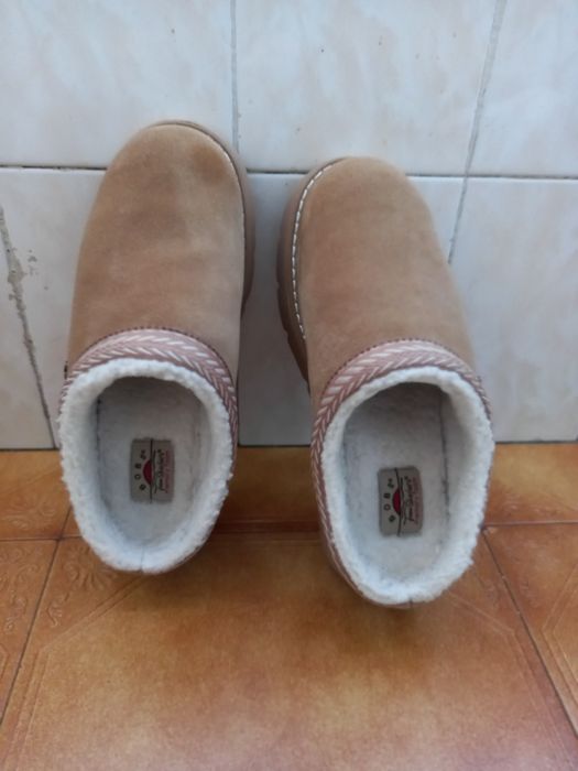 Slipper Bob's Skechers