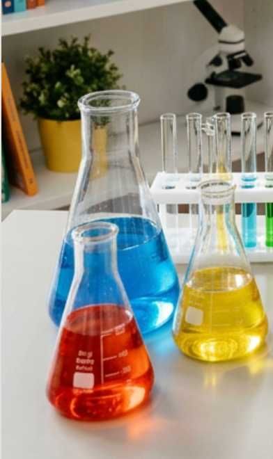 Korepetycje z chemii rozszerzonej – 80–100% na maturze, skuteczna nauka bez stresu, online lub stacjonarnie