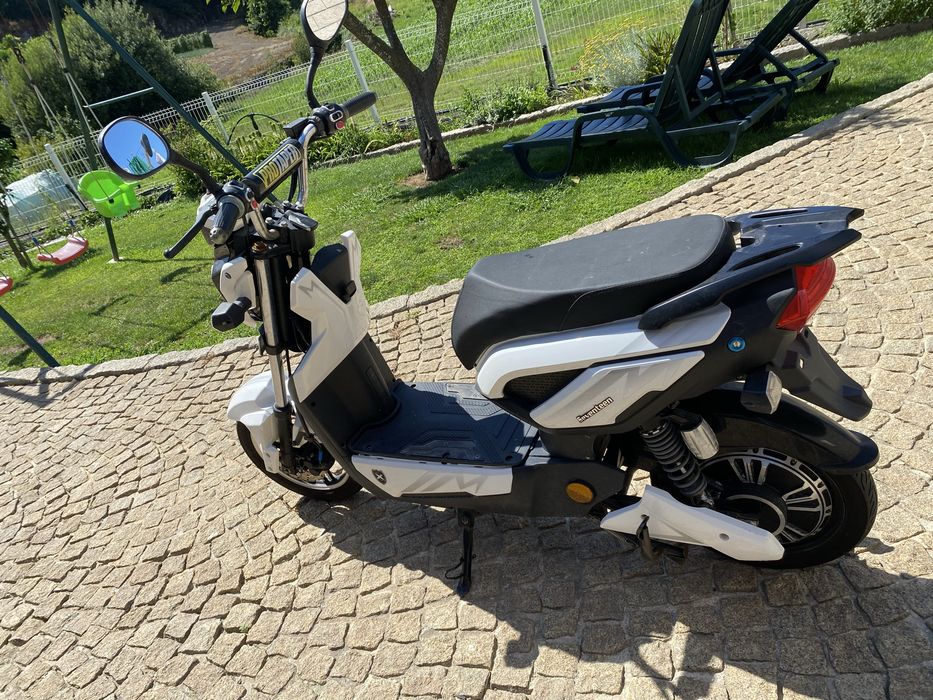 Motociclo eletrico