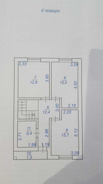 Дом в Червоном Хуторе , в доме остается все, отличное местоположение.