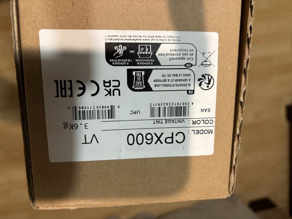 Sprzedam gitarę Yamaha CPX 600 elektroakustyk