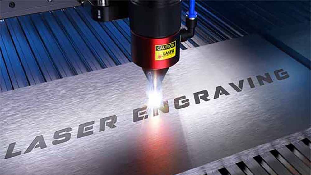 Лазерне гравіювання на металі, шкірі та пластику.Розробка макету