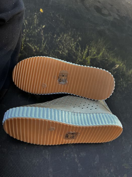 Buty makasiny - złote i białe 38