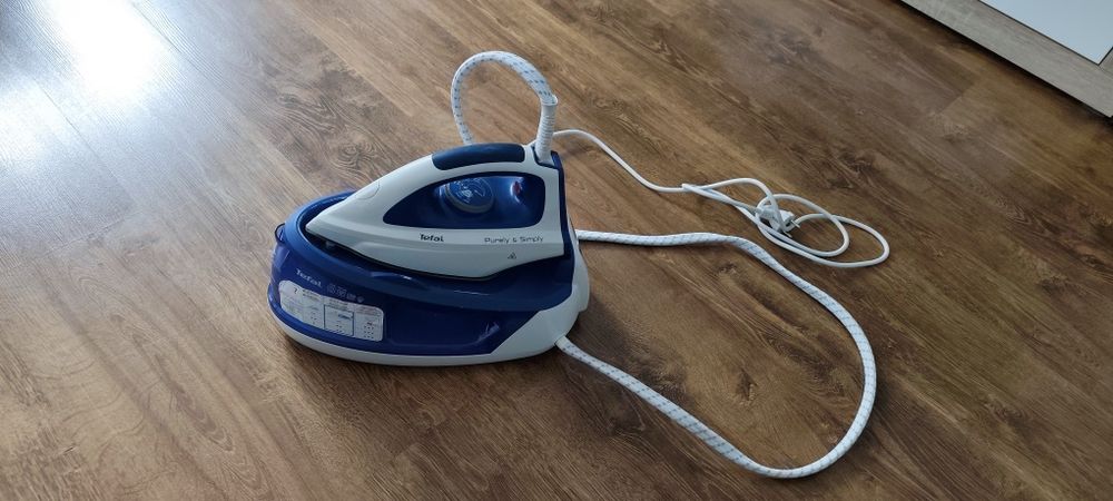 Żelazko Tefal ze stacją parową
