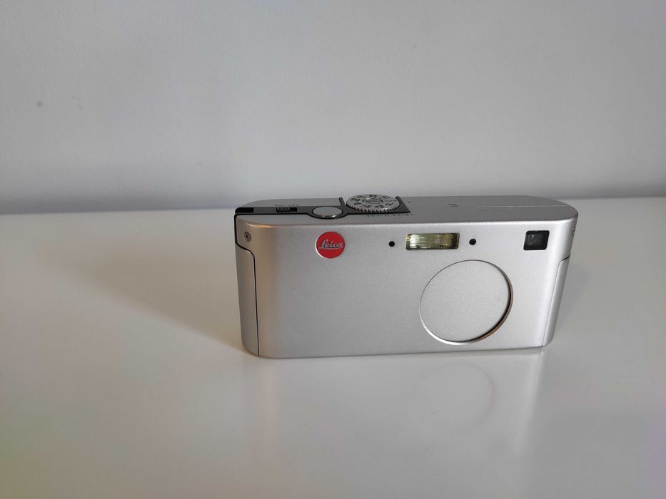 Leica D-LUX 2003 | RetroTech | Colecionador | Vintage | Clássico
