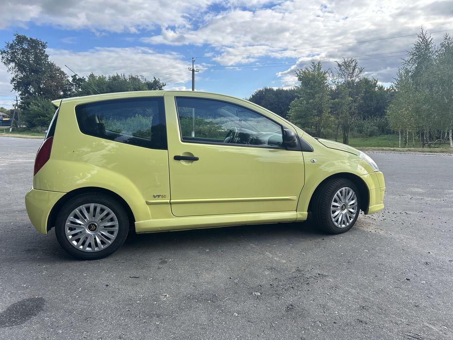 Продам стильний та економний Citroën C2