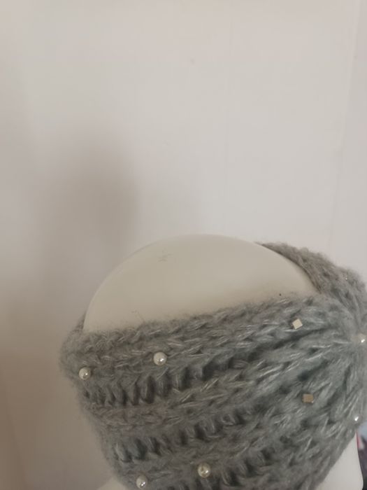 Elegancka Opaska Zimowa z Perełkami – Szary Melanż (Turban)