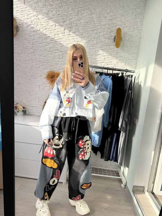 Стильні жіночі дожогери оверсайз. Жіночі весняні штани вільного крою