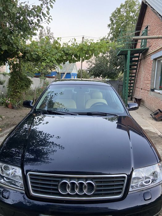Продається  машина Audi A6