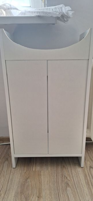 Szafka pod umywalkę
