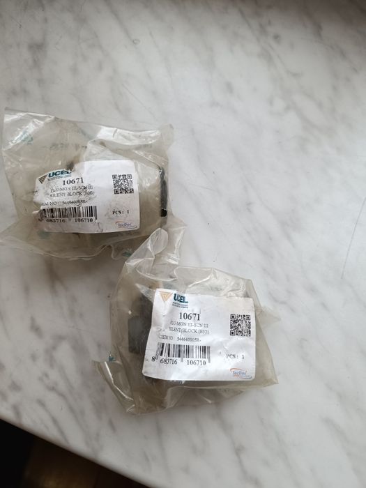 Подушка двигателя Renault Megan