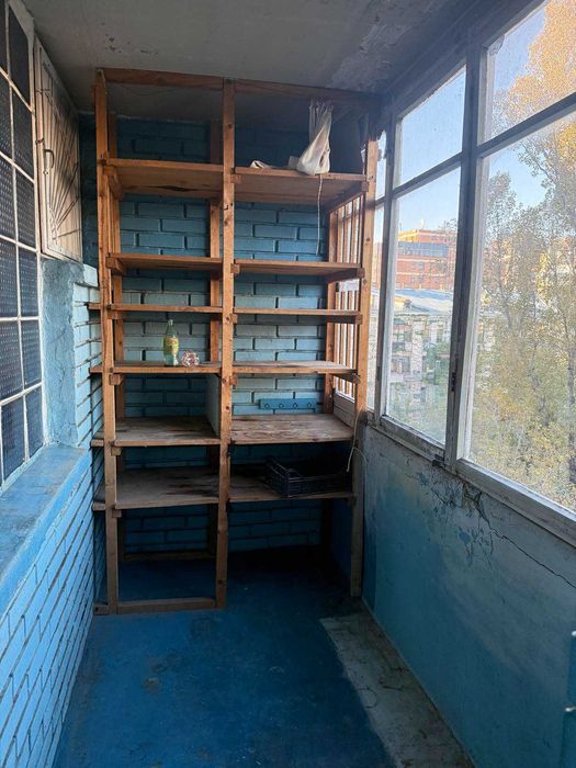Продам 3к. квартиру бiля Цирку, вул. Дмитрiвська,2