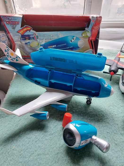 Disney planes  Еверет  транспортер на пульті