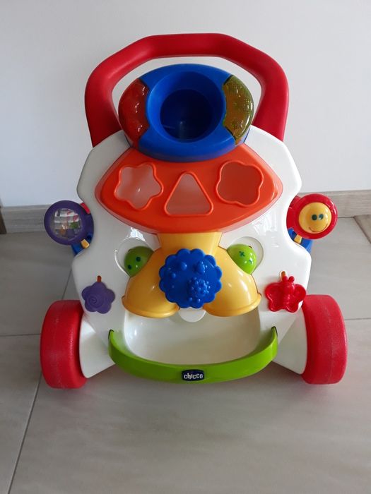 Chodzik pchacz Chicco