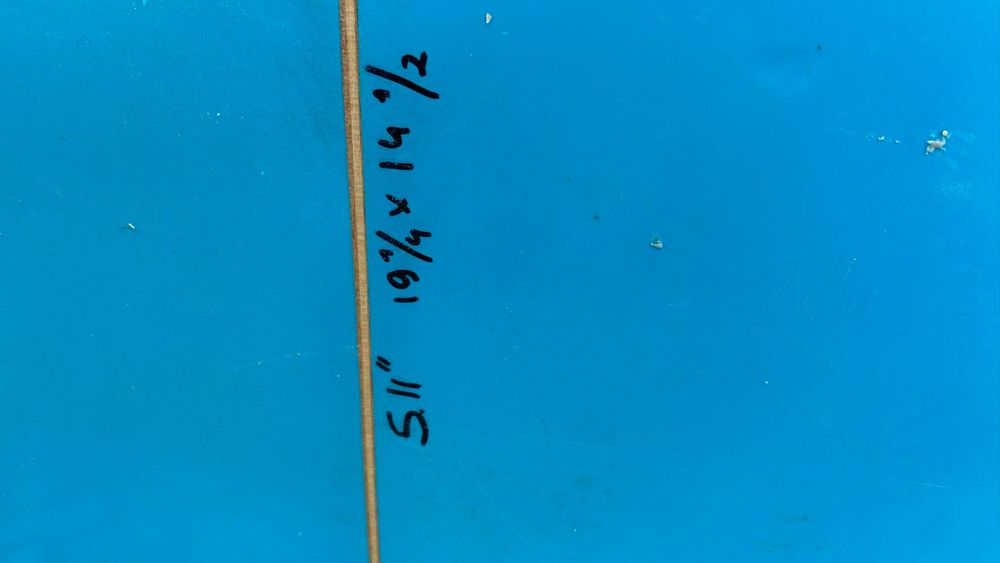 prancha de surf 5'11 em bom estado