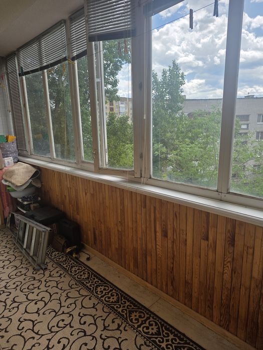 ПРОДАМ квартиру3комн в Горишних плавнях90м