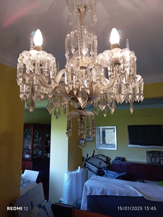 Candeeiro de cristal lapidado tipo veneziano