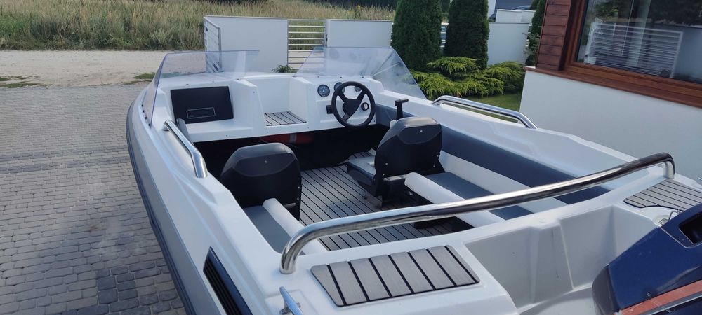 łódź motorowa, motorówka,  5,4m