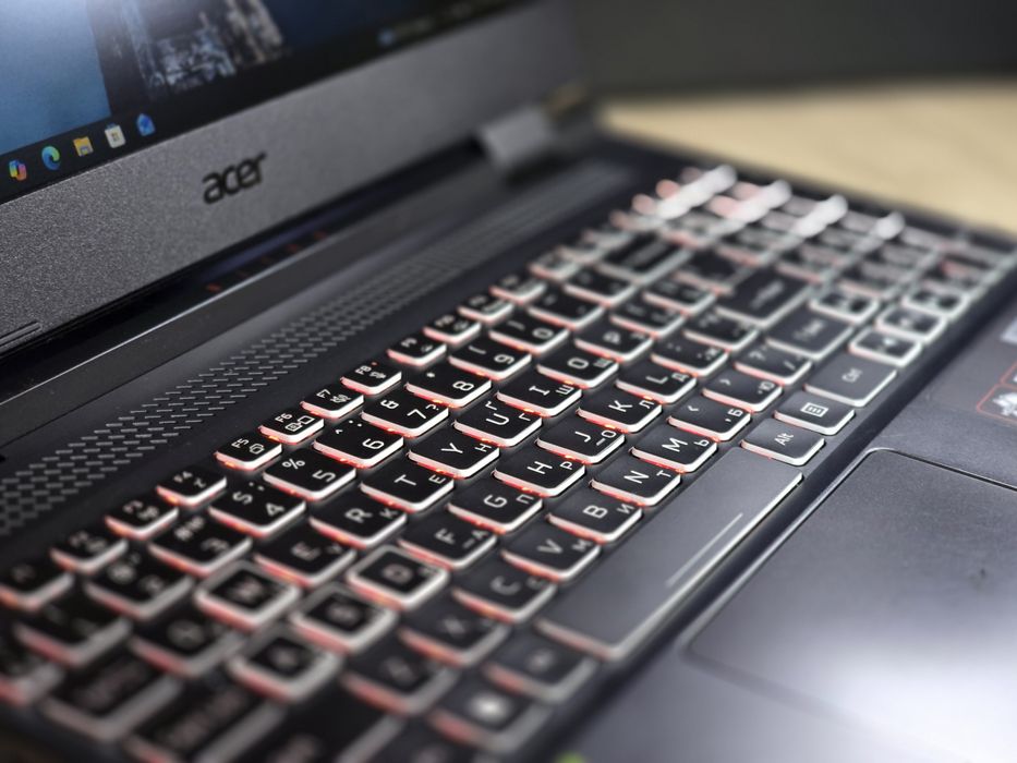 Игровой Acer Nitro RTX4060 140w 1tb ssd