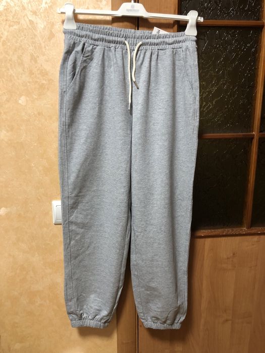 Спортивные штаны женские