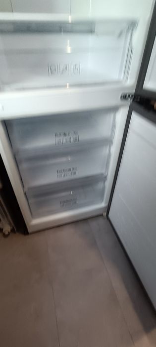 Czarna Lodówka Samsung No Frost