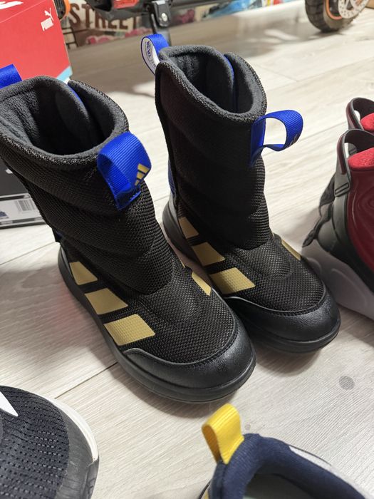 Кросівки Adidas, Puma, Nike