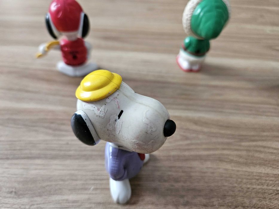 Figurki Snoopy z McDonald’s Happy Meal vintage