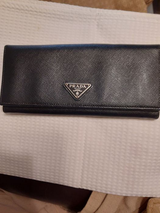 Carteira da Prada Preta. Nova sem etiqueta.