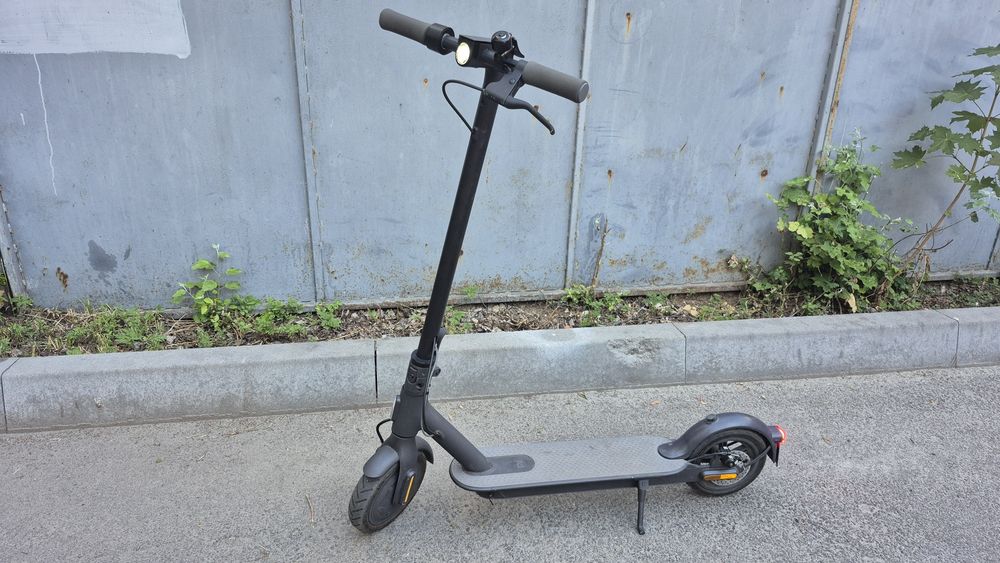 Електросамокат xiaomi
