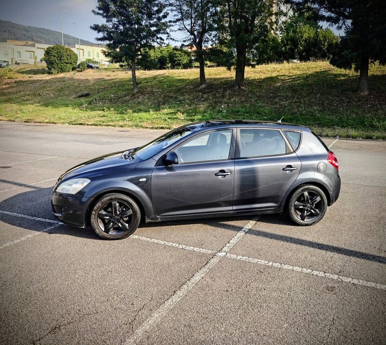 Kia Ceed 1.4 Bom Estado