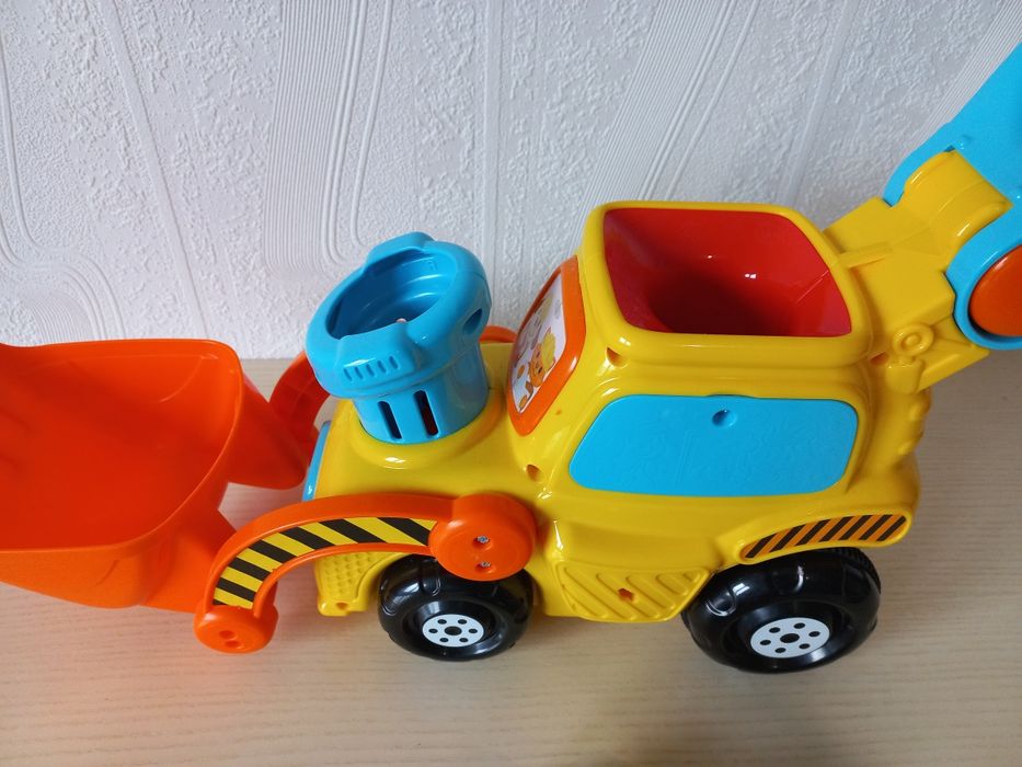 Розвиваюча іграшка каталка Бульдозер від VTech Pop a Balls Push & Pop