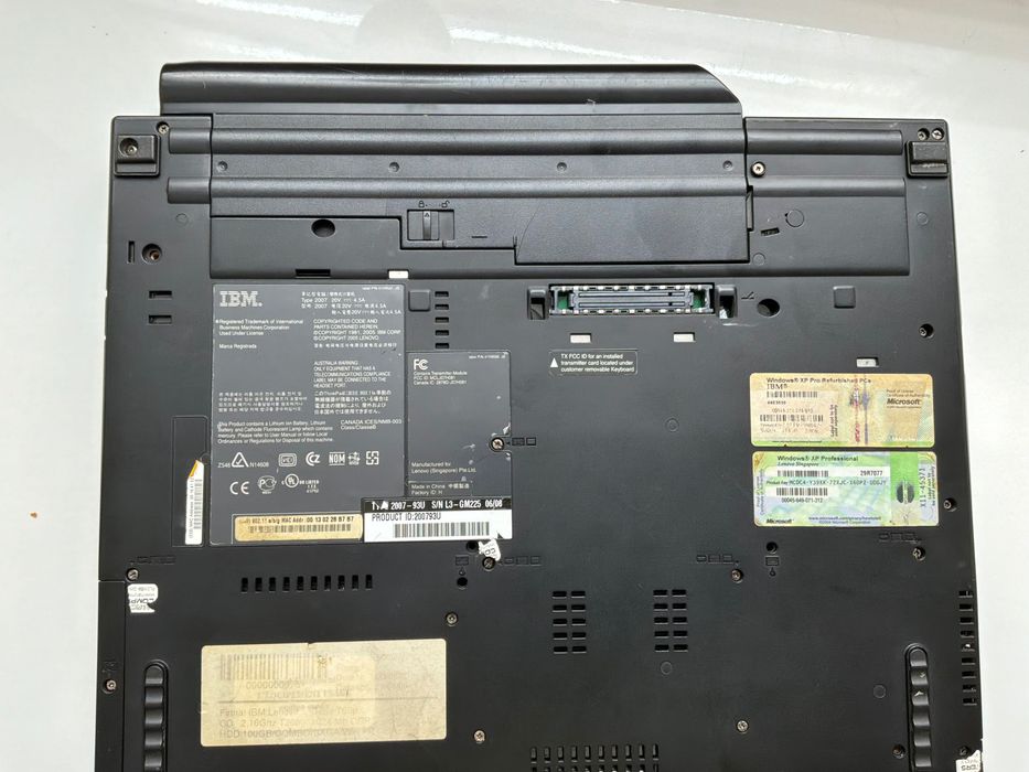 IBM ThinkPad T60p, 2GB RAM, 15” UXGA (1600x1200), Intel T2600, HDD 100GB 7200rpm