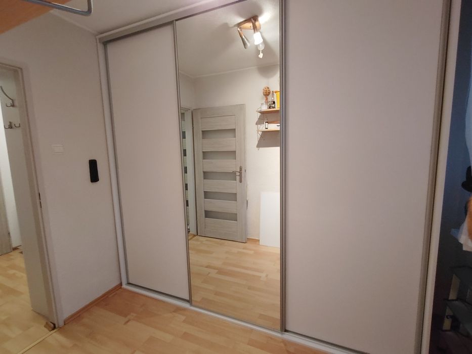 MEBLO-MONTER: Profesjonalny Montaż Mebli