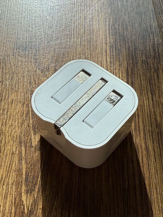Мережевий зарядний пристрій Apple 20W USB-C Power Adapter