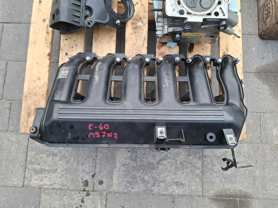 Kolektor ssący fabrycznie bez klap BMW m5n m57n2 e60 e61 e90 e91 e92 e93 x5 e70 x3 e83